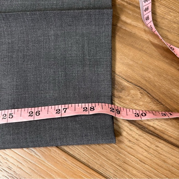 NWT Talbots 2 piece blazer pants suit set gray wool
Size 18WP coat trousers - Picture 16 of 16